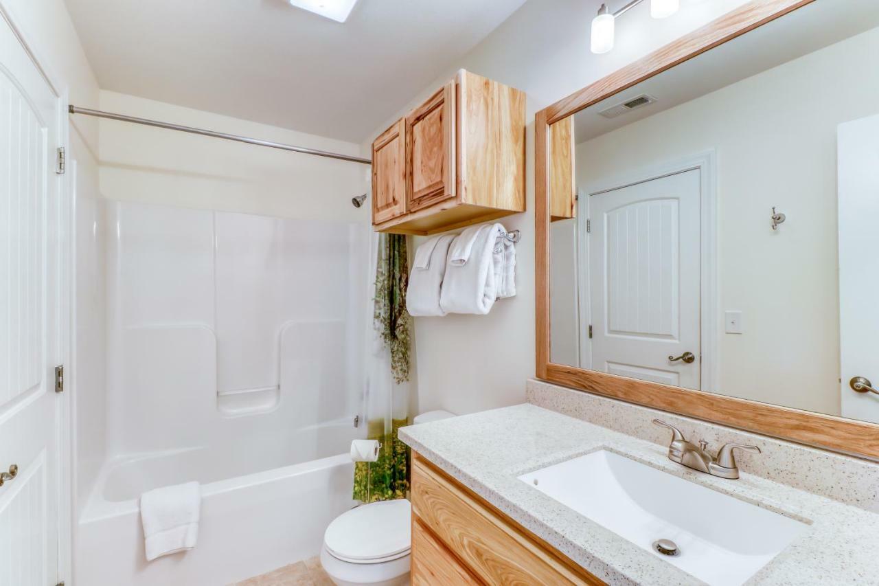 2 Bed 2 Bath Vacation Home In Whittier III Екстер'єр фото