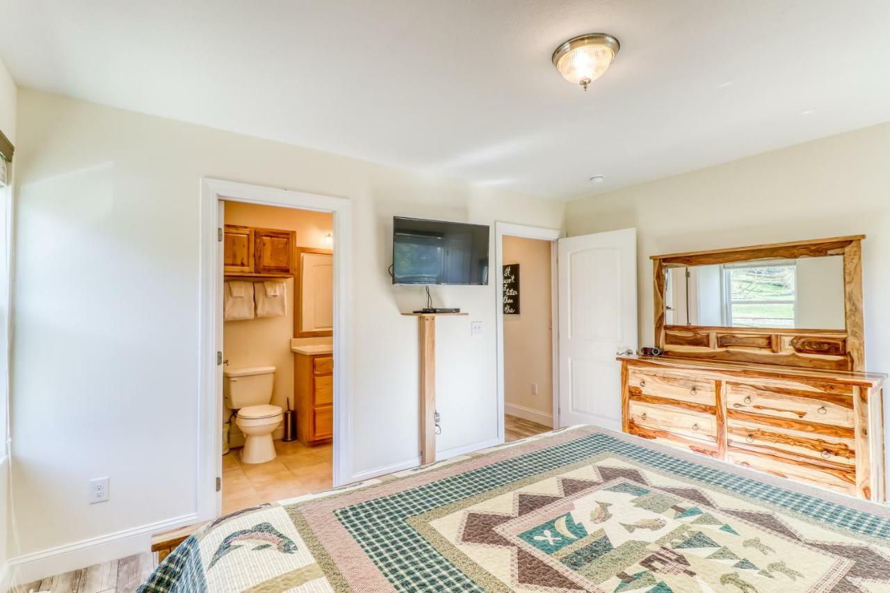 2 Bed 2 Bath Vacation Home In Whittier III Екстер'єр фото