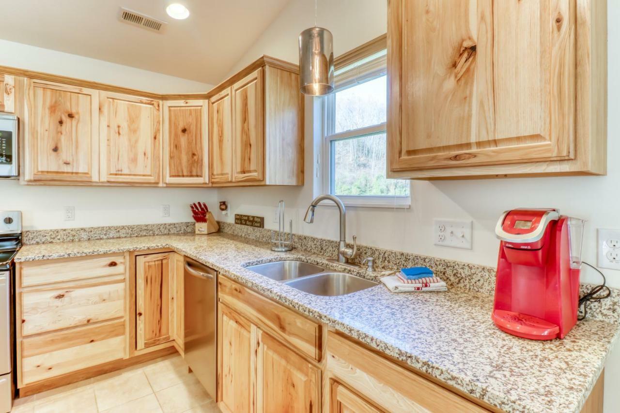 2 Bed 2 Bath Vacation Home In Whittier III Екстер'єр фото